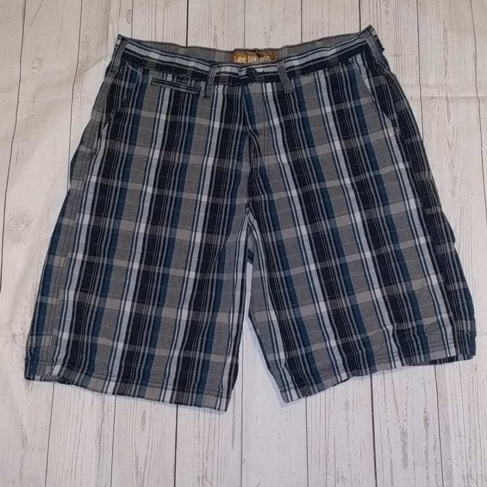 Mens Lee Dungarees plaid shorts - Size 34